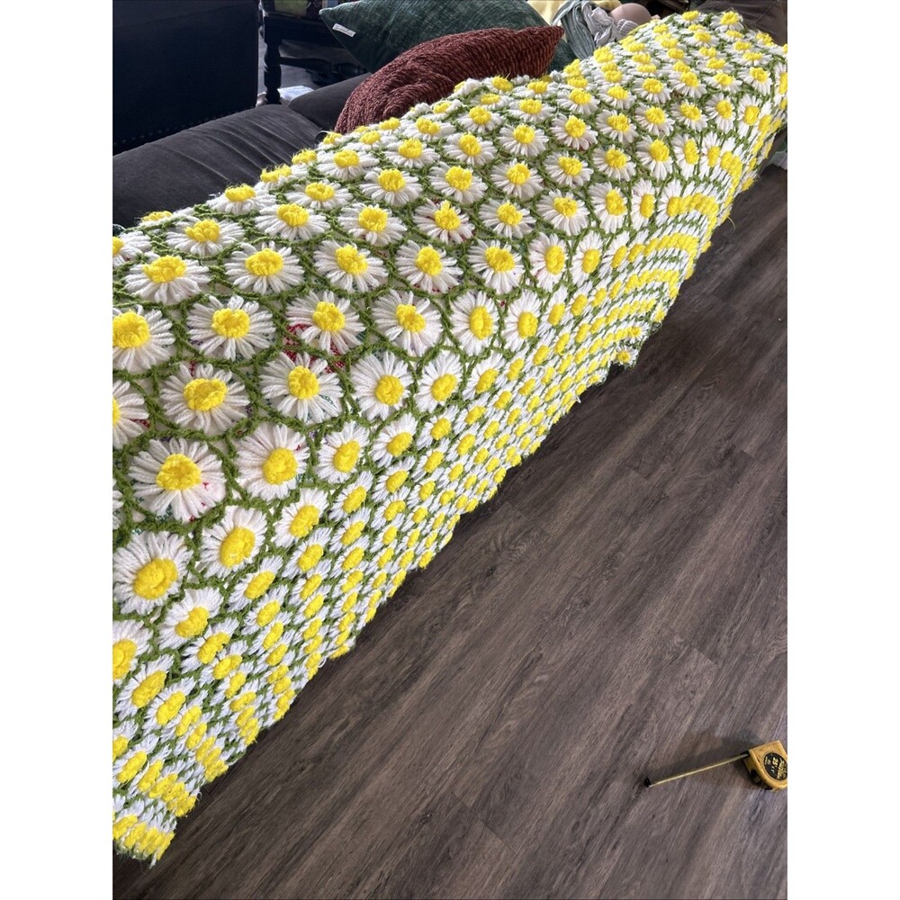Vintage Handmade 3D Daisy Flowers Crochet Afghan 68” By 43” Cottage Shabby Chic